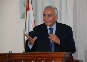 الدكتور رضا حجازي وزير التعليم
