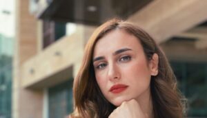 الفنانة هلا السعيد 