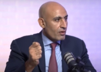 التعليم تدرس كثافة الطلاب وتقديم حلول قبل بدء العام الدراسي الجديد