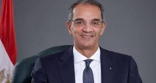 عمرو طلعت، وزير الاتصالات