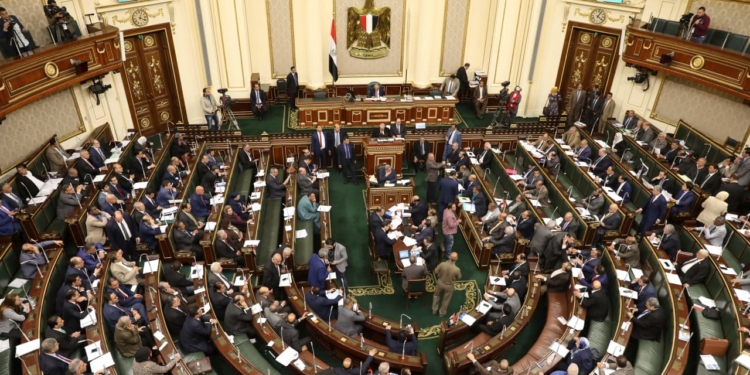 حظر الرقص في حفلات التخرج
