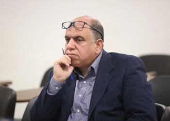 هشام يونس