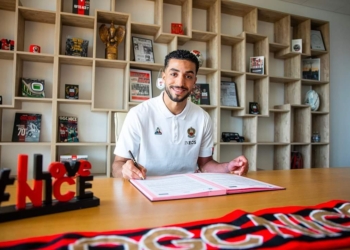 محمد عبد المنعم إلى نيس الفرنسي