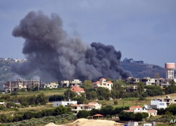 Smoke billows from the site of an Israeli airstrike on the Lebanese village of Jebbain, near the border with Israel on May 25, 2024, amid ongoing cross-border clashes between Israeli troops and Hezbollah fighters. (Photo by AFP)