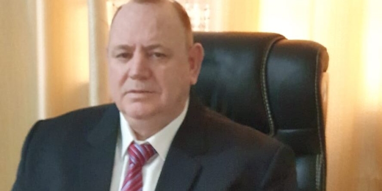 الكاتب السياسي والمعارض السوري عادل الحلواني