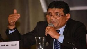 الدكتور أحمد خزيم خبير إقتصادي 