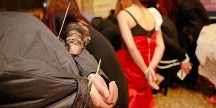 تجديد حبس روسية تدير شقة دعارة في التجمع .. صورة أرشيفية