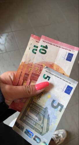 سعر اليورو في مصر اليوم الاثنين 14 أكتوبر 2024