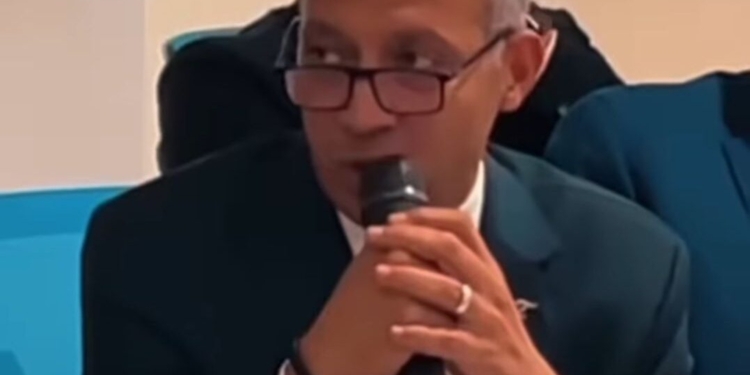 طارق العوضي