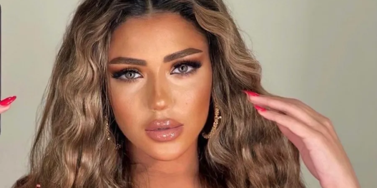 سارة سلامة