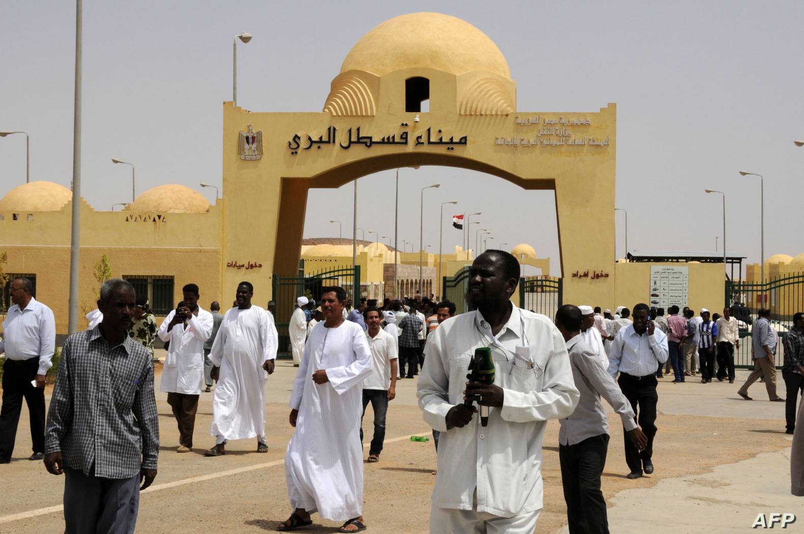 هل يحصل المواليد السودانيون في مصر على الجنسية؟