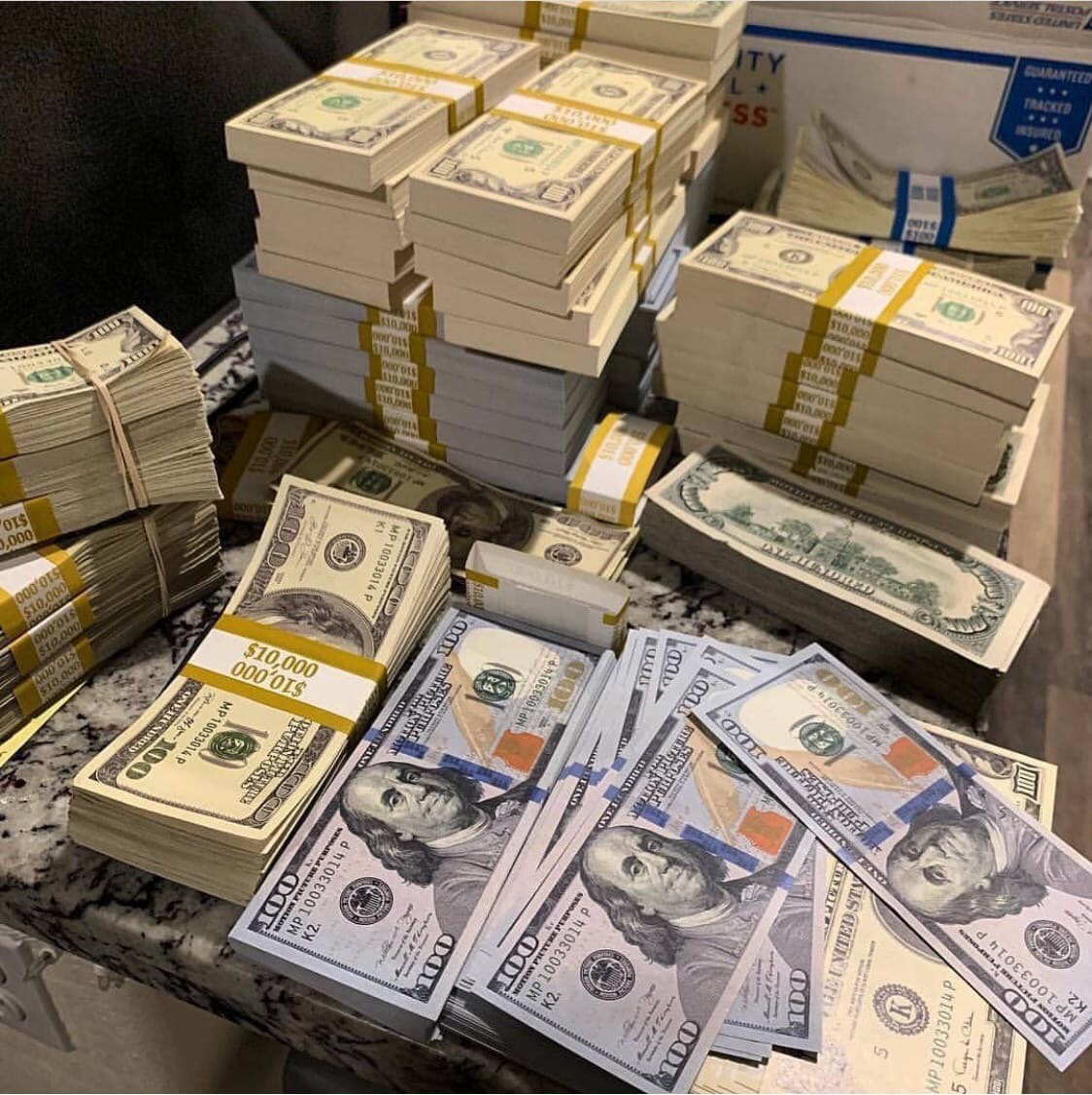 سعر الدولار مقابل الجنيه اليوم الخميس 14 نوفمبر في بداية تعاملات
