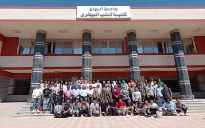 أزمة طلاب كلية الطب البيطري في جامعة أسوان