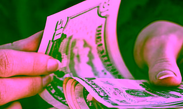 سعر الدولار مقابل الجنيه المصري اليوم الأحد 17 نوفمبر