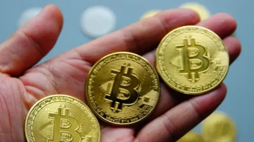  Bitcoin