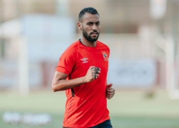 حسام عاشور