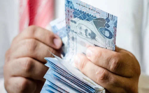 سعر الريال السعودي مقابل الدولار الأمريكي