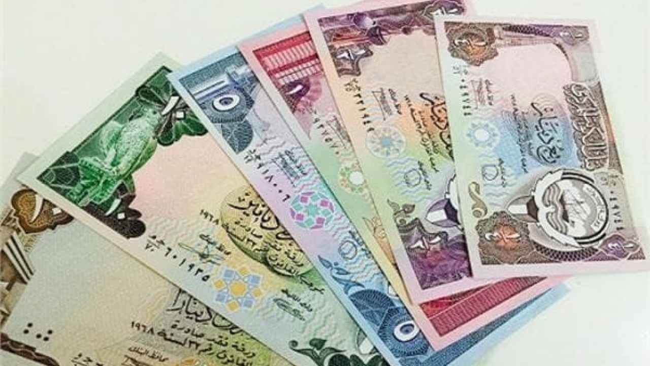 100 دينار كويتي كم دولار أمريكي في السوق