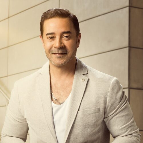 الفنان مدحت صالح
