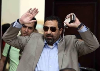 مجدي عبد الغني وملابس منتخب مصر