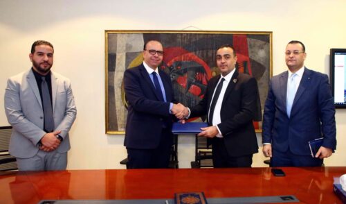 رئيس هيئة المعارض يوقّع بروتوكول تعاون مع نظيره الليبى لبناء جسور من التجارة بين البلدين