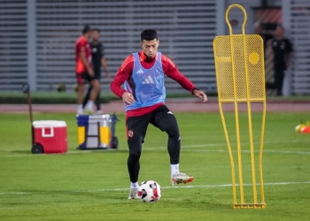 إمام عاشور لاعب الأهلي