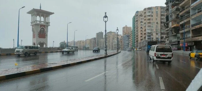 الإسكندرية تحت تأثير طقس بارد وأمطار رعدية
