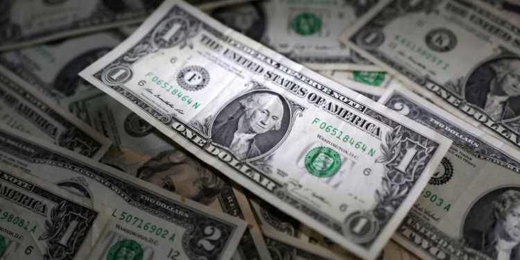 الدولار يقترب من 51 جنيهًا في مصر