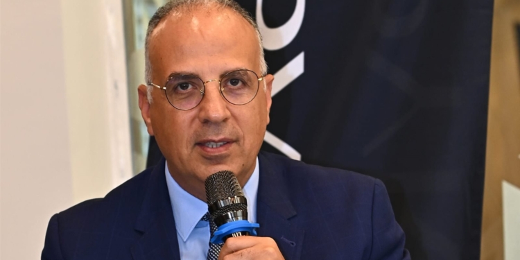 وزير الري