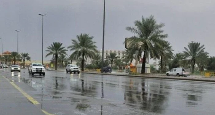 أمطار رعدية ورياح نشطة تضرب مكة المكرمة