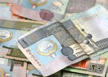 سعر الدينار الكويتي أمام الجنيه المصري
