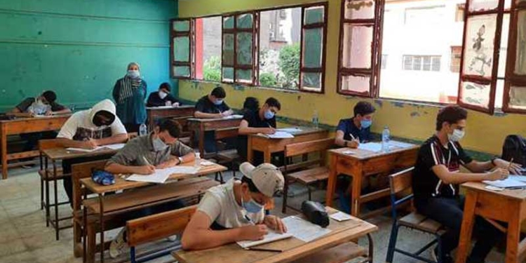 امتحانات الصف الثالث الإعدادي لعام 2025