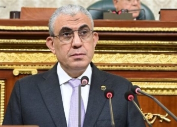 النائب عادل عبد الفضيل رئيس لجنة القوي العاملة بمجلس النواب
