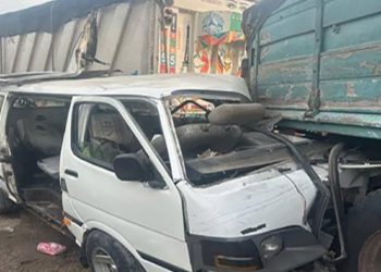 حادث تصادم سيارة نقل وميكروباص بطنطا