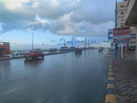 الإسكندرية تواجه تقلبات جوية حادة