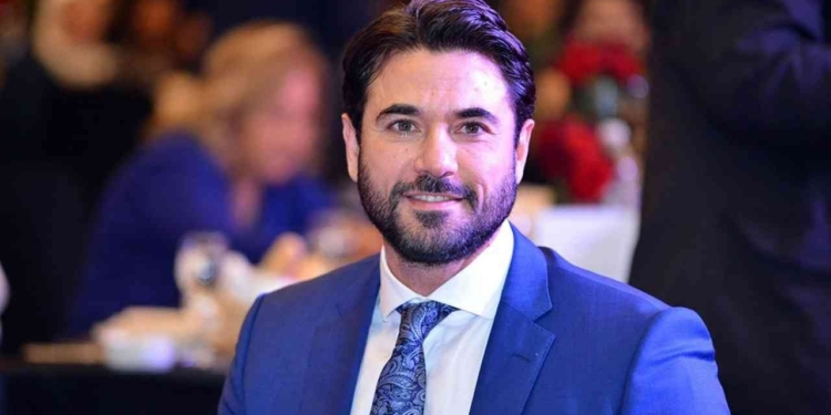 أحمد عز