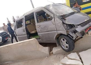 حادث تصادم سيارة تريلا وميكروباص بالطريق الدولي الساحلي في البحيرة - تصوير آخرين