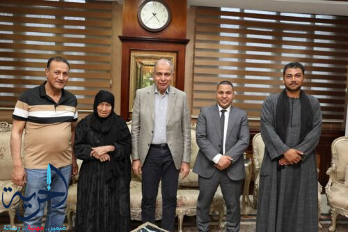 سيدة تتبرع بأرض لبناء مستشفى