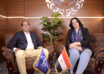 إيمان عوف في زيارتها لمقر موقع «الحرية»