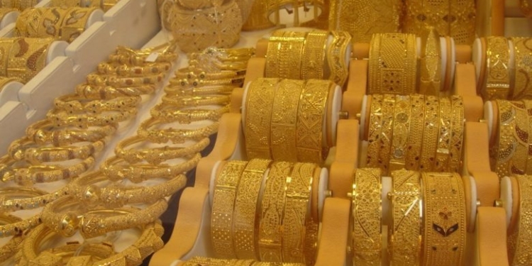 كم سعر عيار 21 في العراق