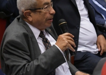 النائب منصف نجيب