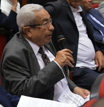 النائب منصف نجيب