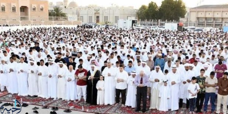 صور أرشيفية من صلاة العيد