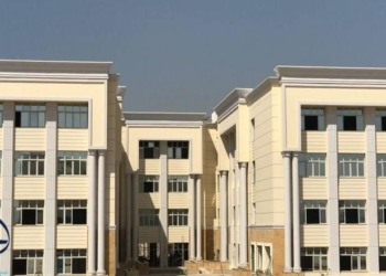 جامعة حلوان الاهلية
