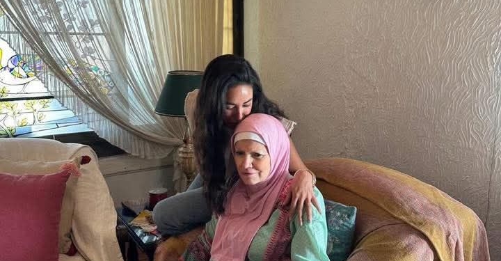 اعتذار آية سماحة لمشيرة إسماعيل
