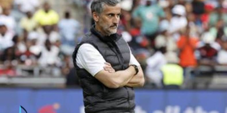 خوسيه ريبيرو المدير الفني للأهلي