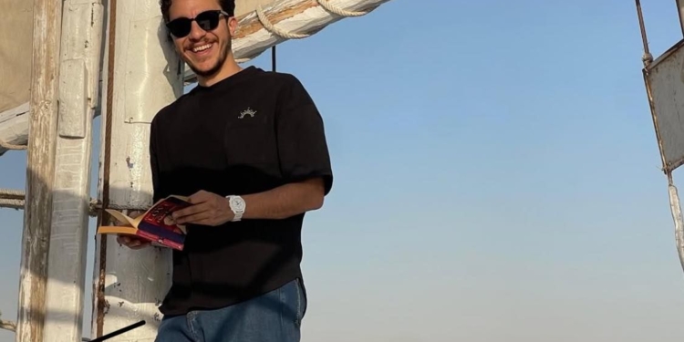 تصالح الفنان نور النبوي مع محصل كهرباء