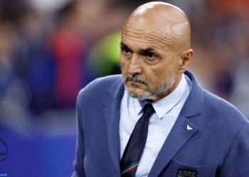 لوتشانو سباليتي مدرب منتخب إيطاليا - تصوير آخرين
