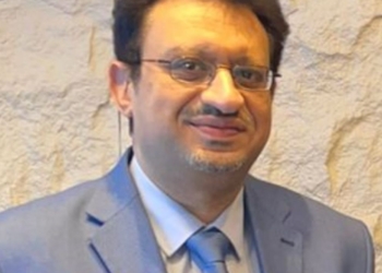 الدكتور ياسر العالم الخبير الاقتصادي