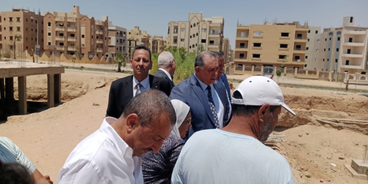 نقيب المحامين يتابع أعمال استكمال إنشاء المركز الطبي
